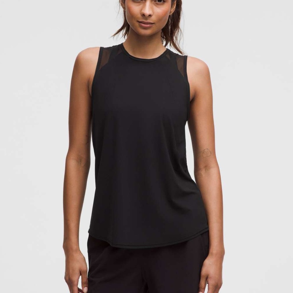 Lululemon Sculpt‎ Tank Black Size 2